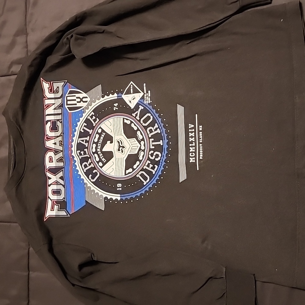 Fox long-sleeved tee